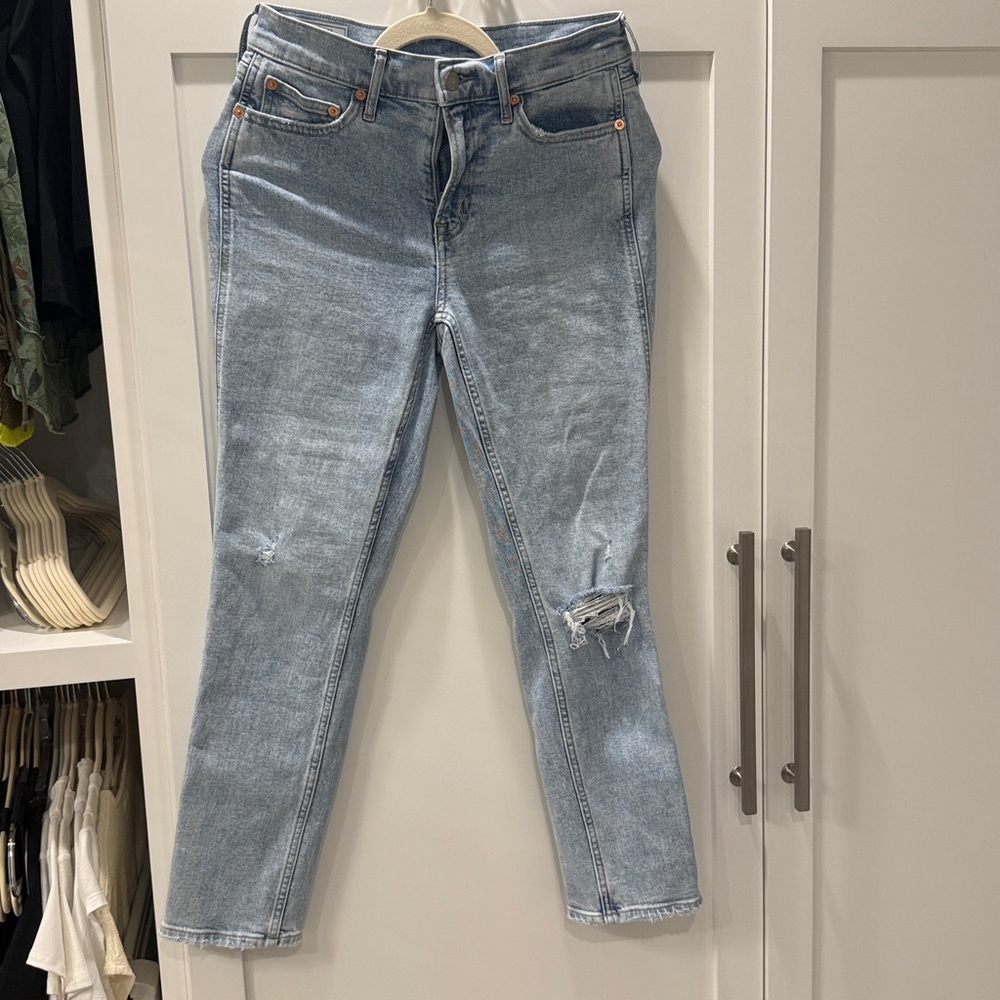 GAP Mid Rise Vintage Slim Jeans in Light Blue